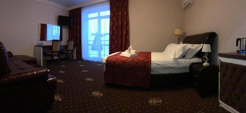 اتاق سوپریور, Boutique Tovmed