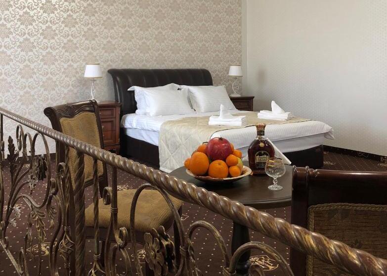 آپارتمان 1 خوابه با بالکن, Boutique Tovmed