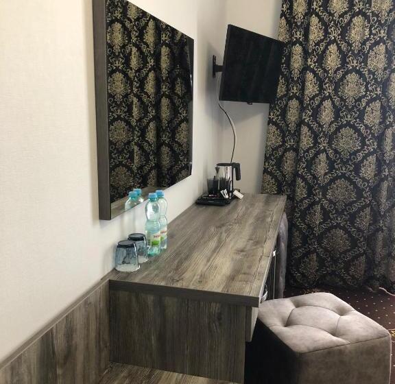 اتاق استاندارد با بالکن, Boutique Tovmed