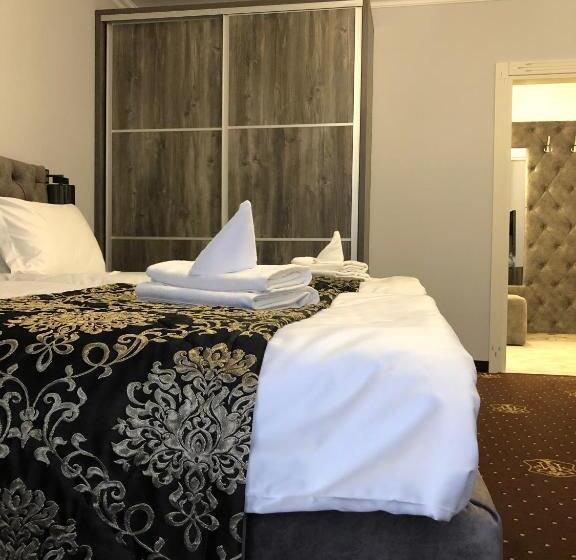 اتاق استاندارد با بالکن, Boutique Tovmed