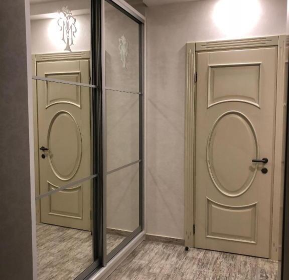 اتاق سوپریور, Boutique Tovmed