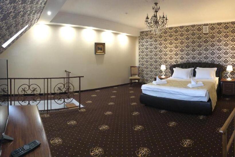 آپارتمان 1 خوابه با بالکن, Boutique Tovmed