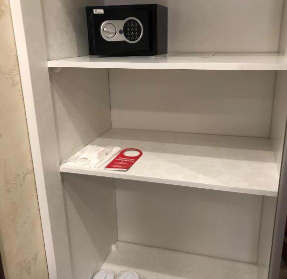 اتاق سوپریور, Boutique Tovmed