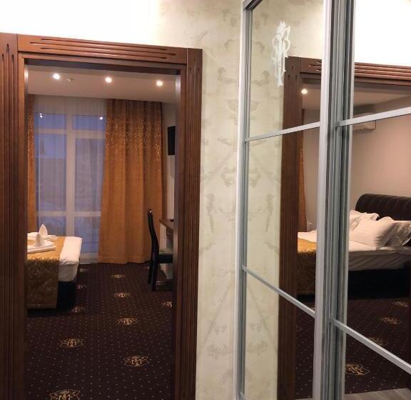 اتاق سوپریور, Boutique Tovmed