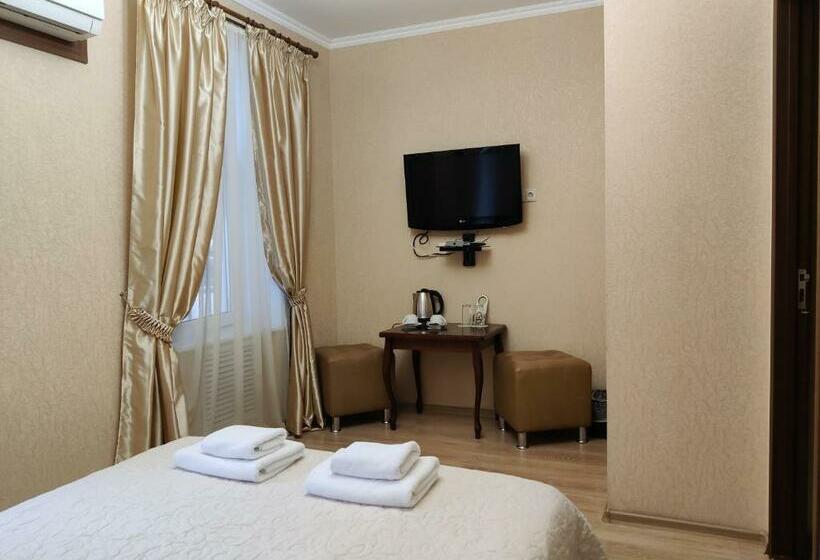 آپارتمان اقتصادی دو خوابه, Evropeyskiy