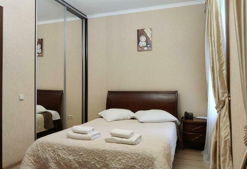 آپارتمان اقتصادی دو خوابه, Evropeyskiy