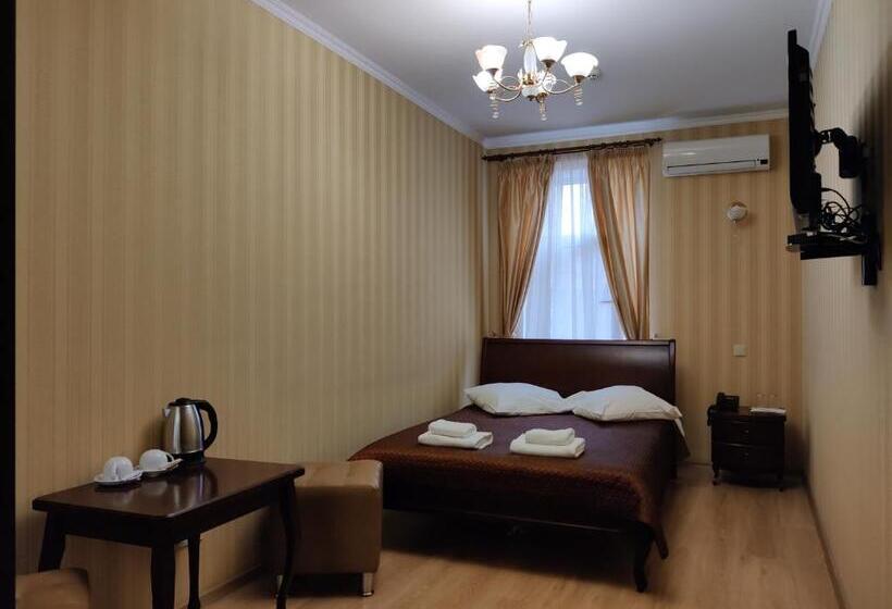 آپارتمان اقتصادی دو خوابه, Evropeyskiy