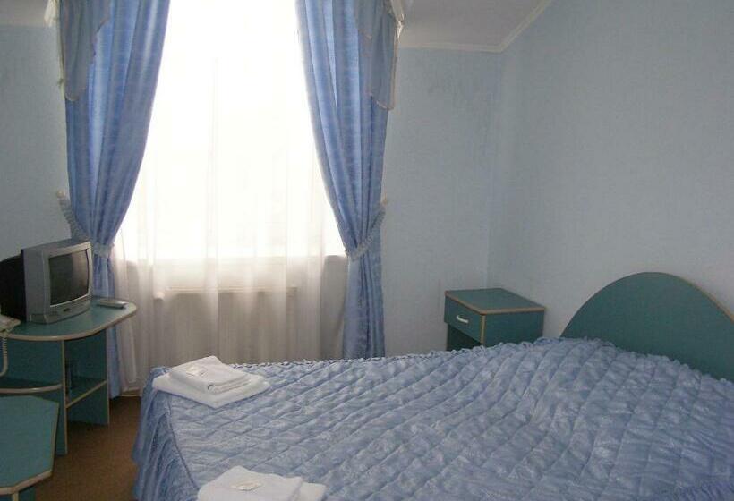 غرفة إقتصادية حمام مشترك, Galant