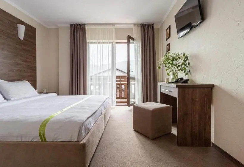 اتاق استاندارد با چشم‌انداز کوهستان, Graal Resort