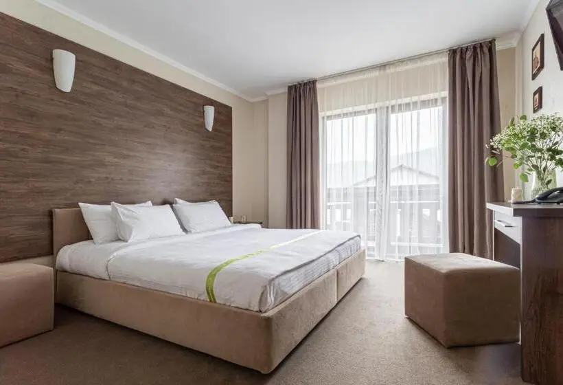 اتاق استاندارد با چشم‌انداز کوهستان, Graal Resort