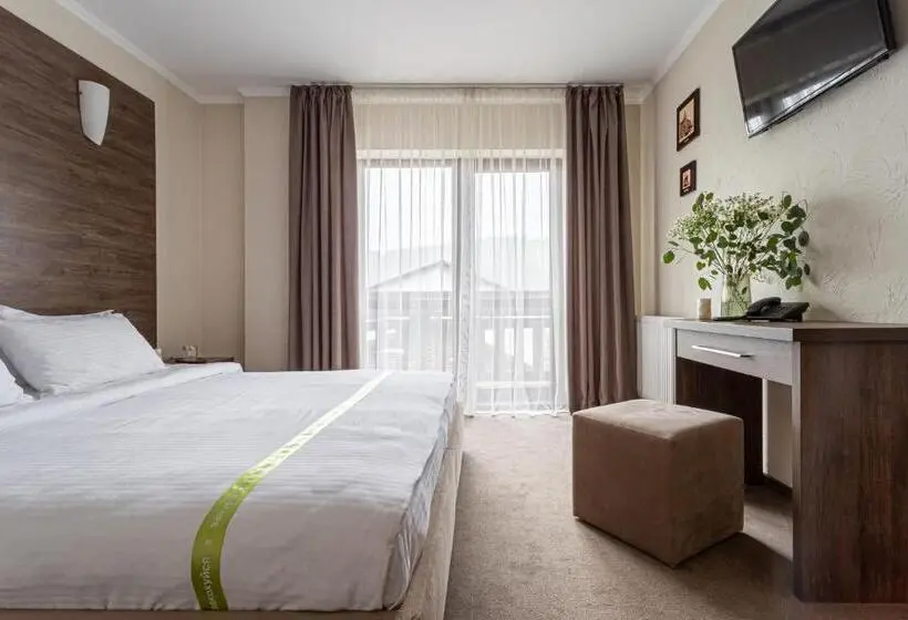 اتاق استاندارد با چشم‌انداز کوهستان, Graal Resort