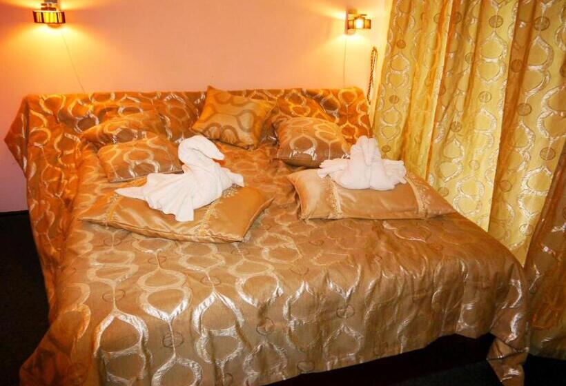 Quarto Deluxe, Kizhi Art Hotel Kharkiv