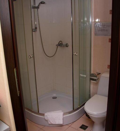Júnior Suíte Familiar, Kizhi Art Hotel Kharkiv