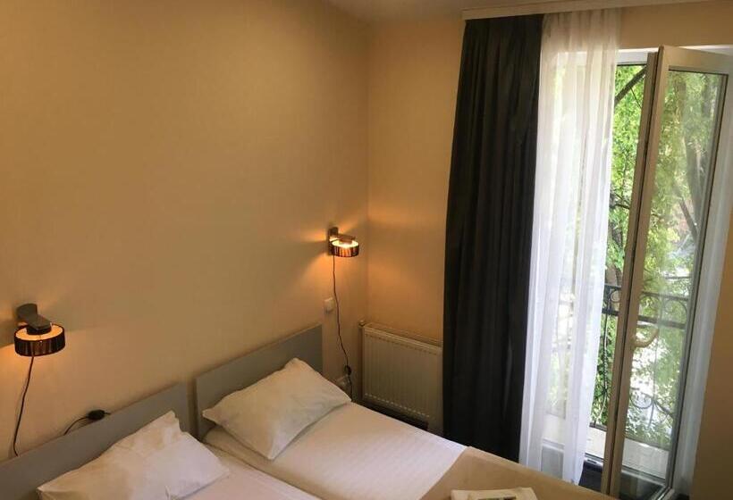 Quarto Estandar com Sacada, Kizhi Art Hotel Kharkiv