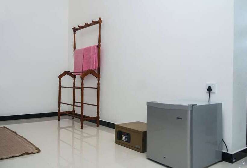 디럭스 트리플 룸, Mirissa Village