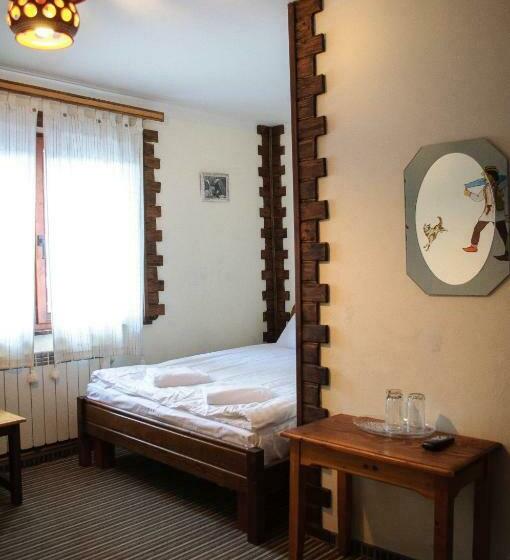 اتاق خانوادگی, Muzey Sadyba Grazhda