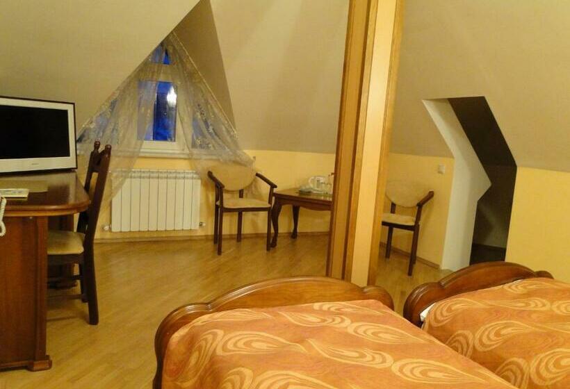 غرفة قياسية, Red Stone