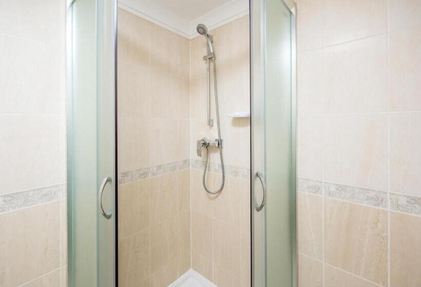 اتاق راحتی یک تخته, &spa Pysanka, готель писанка, 3 сауни та джакузі   індивідуальний відпочинок у спа