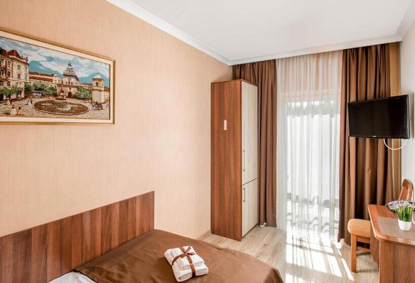 اتاق راحتی یک تخته, &spa Pysanka, готель писанка, 3 сауни та джакузі   індивідуальний відпочинок у спа