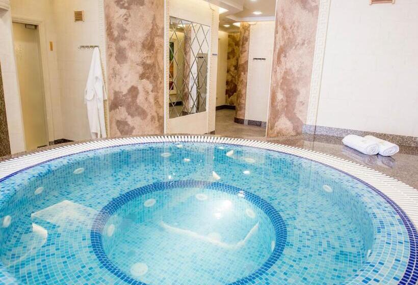 سوییت جونیور با بالکن, &spa Pysanka, готель писанка, 3 сауни та джакузі   індивідуальний відпочинок у спа