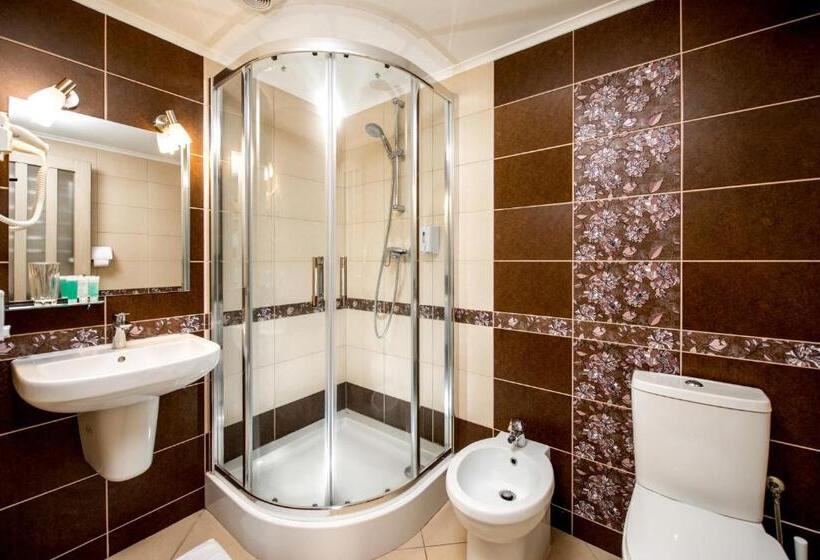 سوییت جونیور با بالکن, &spa Pysanka, готель писанка, 3 сауни та джакузі   індивідуальний відпочинок у спа