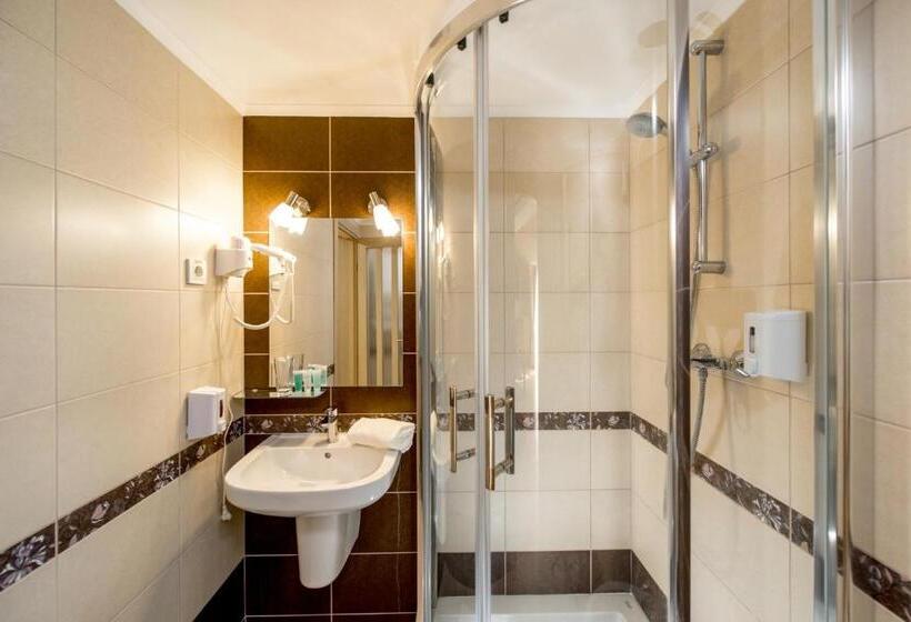 سوییت جونیور با بالکن, &spa Pysanka, готель писанка, 3 сауни та джакузі   індивідуальний відпочинок у спа