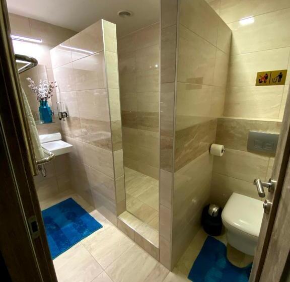 سوئیت با تخت بزرگ, &spa Pysanka, готель писанка, 3 сауни та джакузі   індивідуальний відпочинок у спа