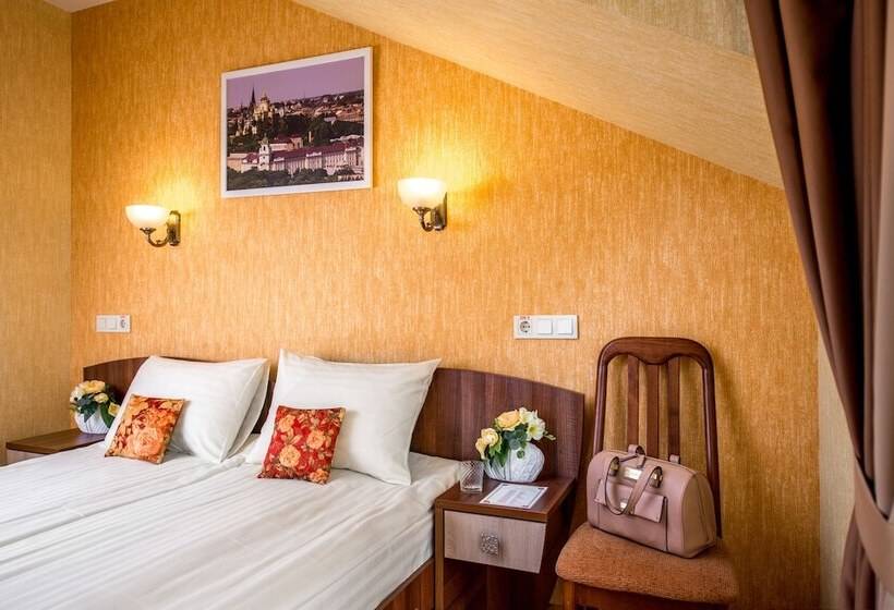 اتاق استاندارد, &spa Pysanka, готель писанка, 3 сауни та джакузі   індивідуальний відпочинок у спа