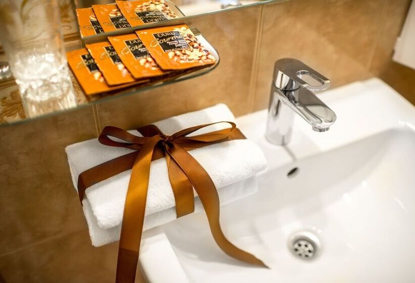 اتاق استاندارد, &spa Pysanka, готель писанка, 3 сауни та джакузі   індивідуальний відпочинок у спа