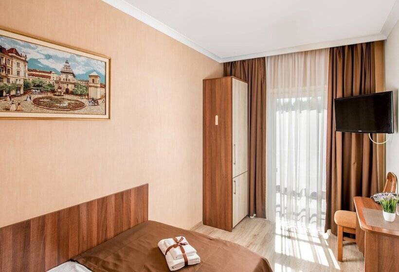 اتاق راحتی یک تخته, &spa Pysanka, готель писанка, 3 сауни та джакузі   індивідуальний відпочинок у спа