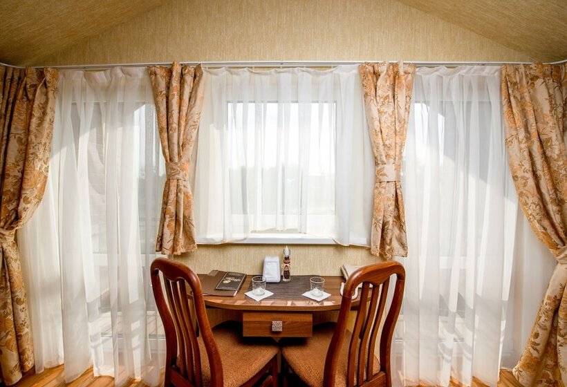 سوییت جونیور با بالکن, &spa Pysanka, готель писанка, 3 сауни та джакузі   індивідуальний відпочинок у спа