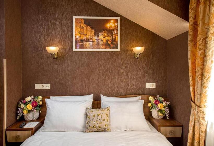 سوییت جونیور با بالکن, &spa Pysanka, готель писанка, 3 сауни та джакузі   індивідуальний відпочинок у спа