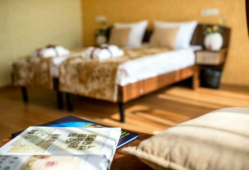 اتاق استاندارد, &spa Pysanka, готель писанка, 3 сауни та джакузі   індивідуальний відпочинок у спа