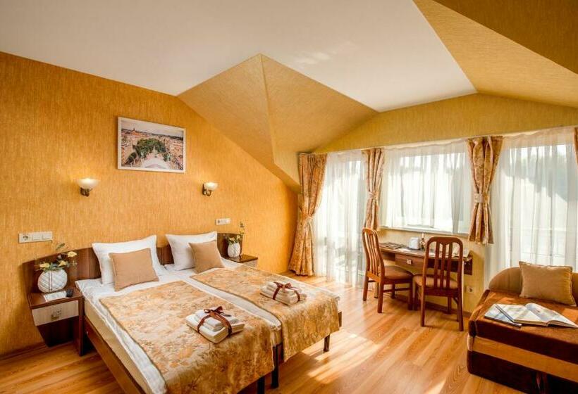 اتاق استاندارد, &spa Pysanka, готель писанка, 3 сауни та джакузі   індивідуальний відпочинок у спа