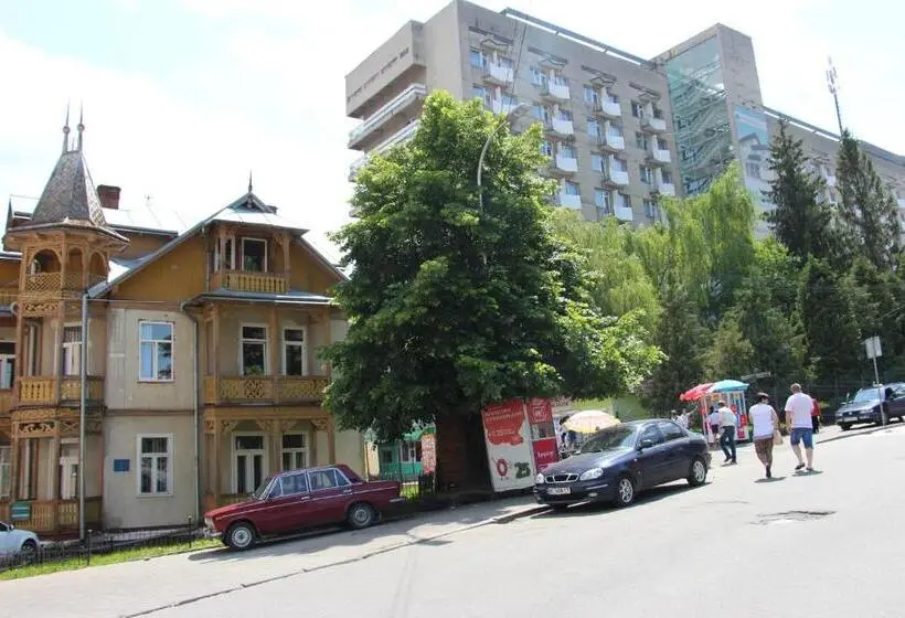 Economy-huone, Vesna