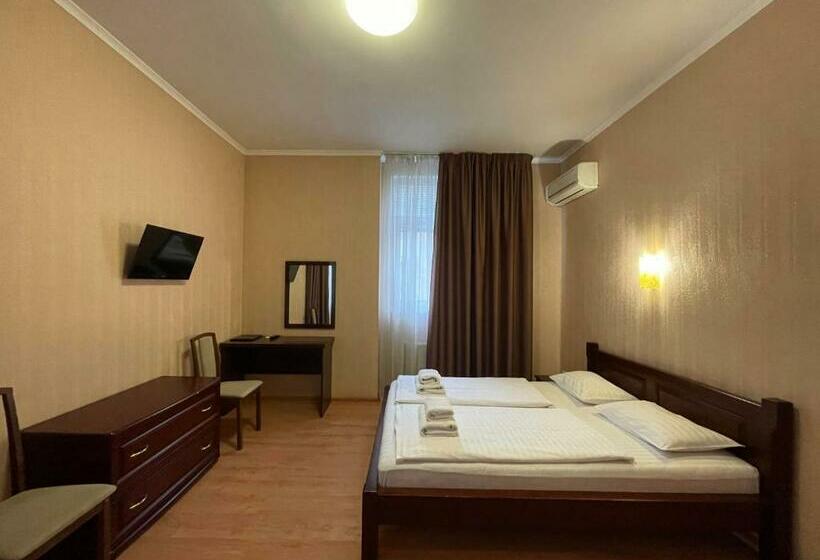 Juniorsviitti, Irishotels