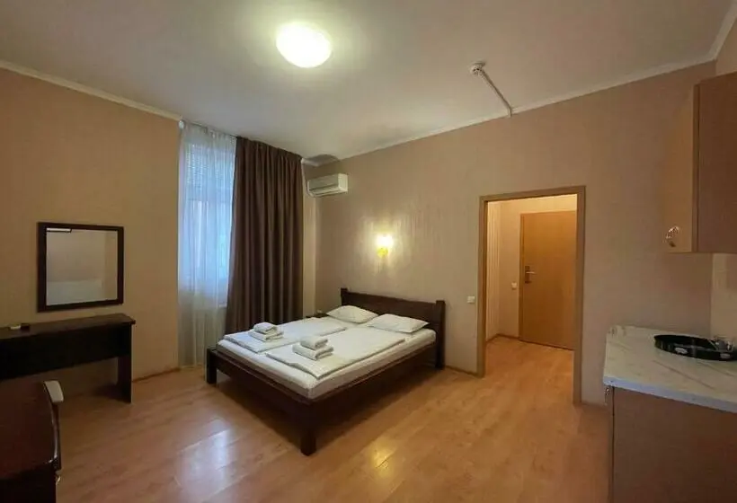 سوییت جونیور, Irishotels