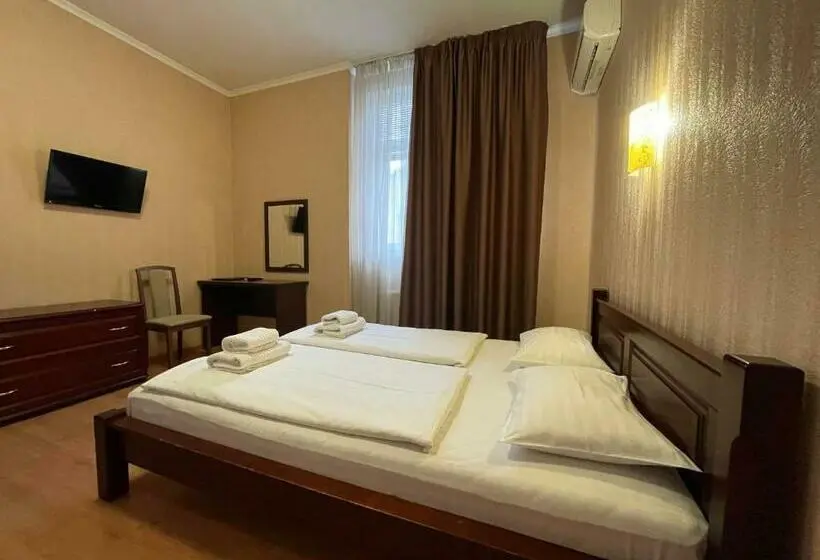 سوییت جونیور, Irishotels