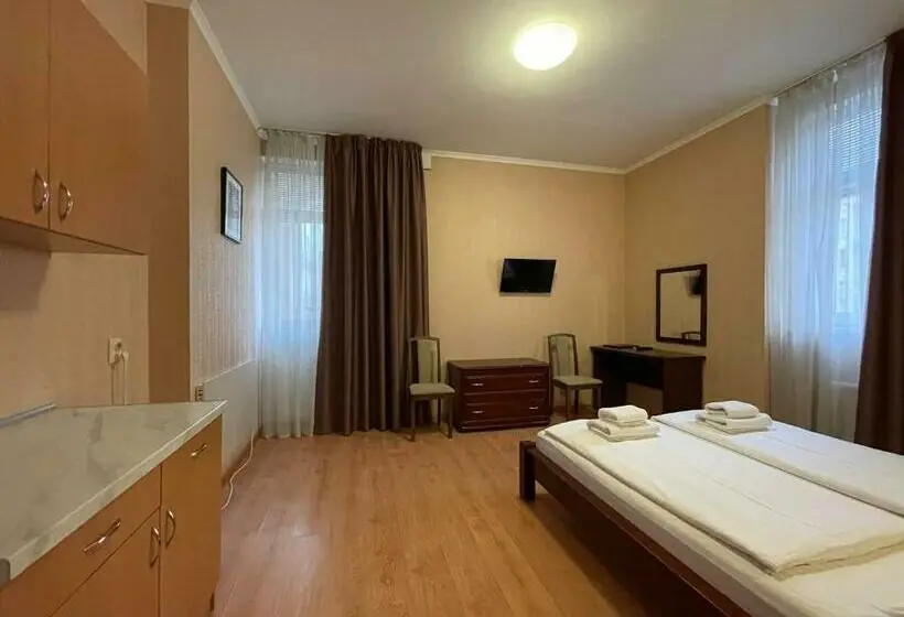 سوییت جونیور, Irishotels