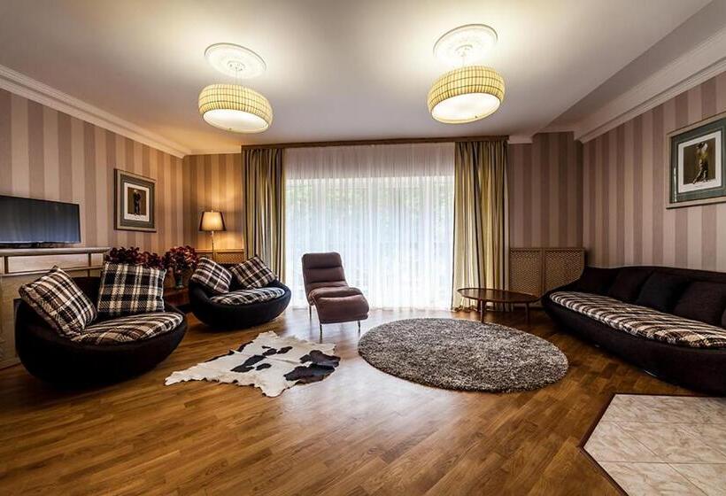 شقة غرفة واحدة, Olga Deluxe