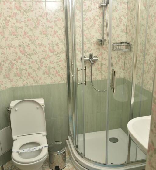 جناح, Olga Deluxe