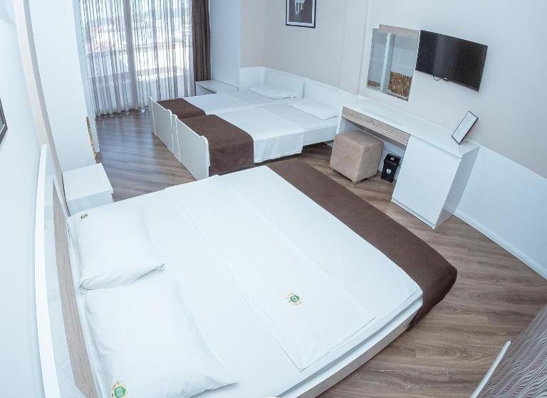 سوییت خانوادگی, Apollonia