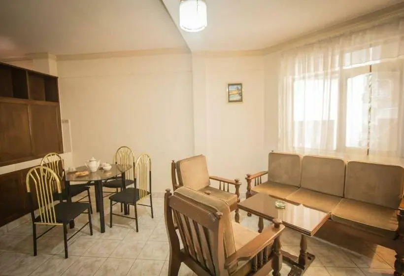 آپارتمان 1 خوابه, Hostal España