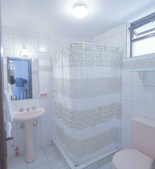 اتاق استاندارد, Hostal España