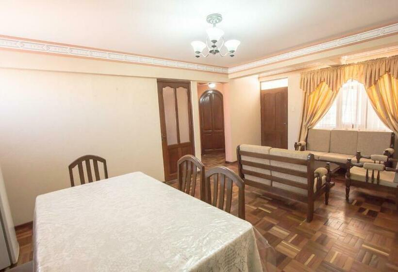 آپارتمان 1 خوابه, Hostal España