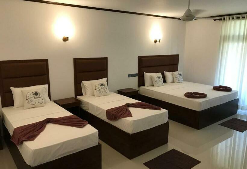 Habitació Familiar Deluxe, Lemazone Inn