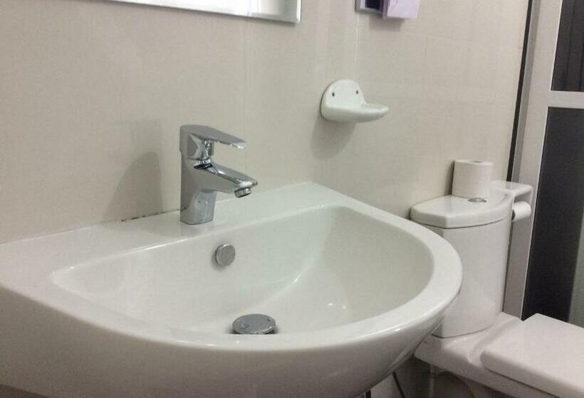 Habitació Triple Deluxe, Lemazone Inn