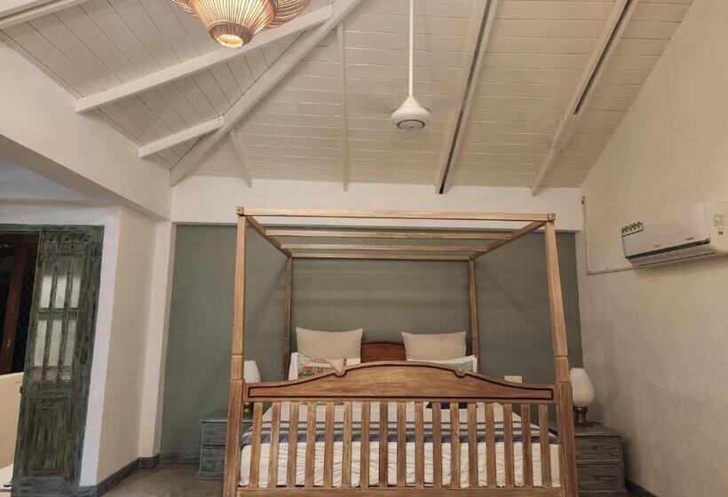 Люкс Deluxe Вид на Море, Nagenahira Beach Villa