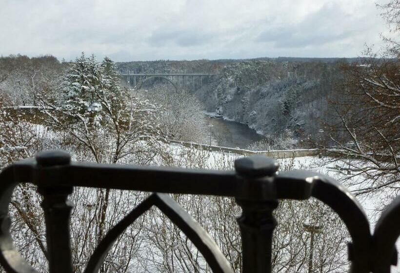 스탠다드 룸, Pštrossova Vila U Klášterní Zahrady