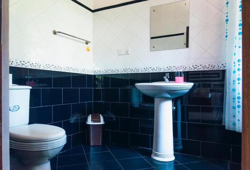 Habitació Deluxe, Hostel First